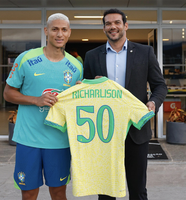 Heungmin, thank you. The snowball that Lee Jeok rolled in LA...Hishalisson as ace in the gold field, Brazil surpasses 50 games and sees a double celebration World Cup