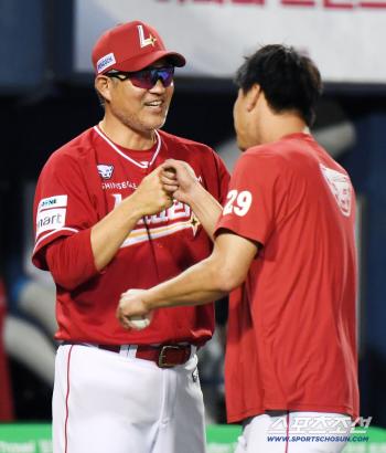 Is it the effect of Lee Sung-yong's renewal? The first-place team wins, loses 9 games, wins 5 consecutive games, and solidifies 3rd place. I succeeded in breaking the seal again today. 