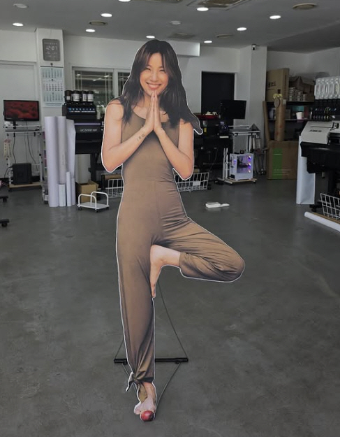 Lee Hyo-ri can't think about her first class speech at yoga center, and this heat will calm down 