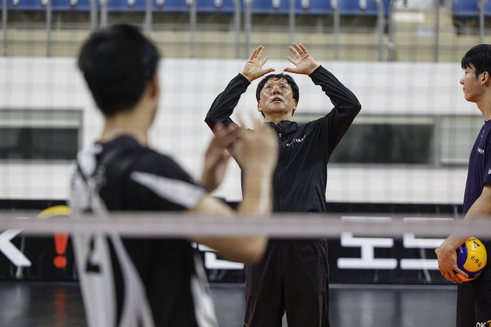 OK Savings Bank Invites Busan Used Volleyball Department! DREAM volleyball class is so hot