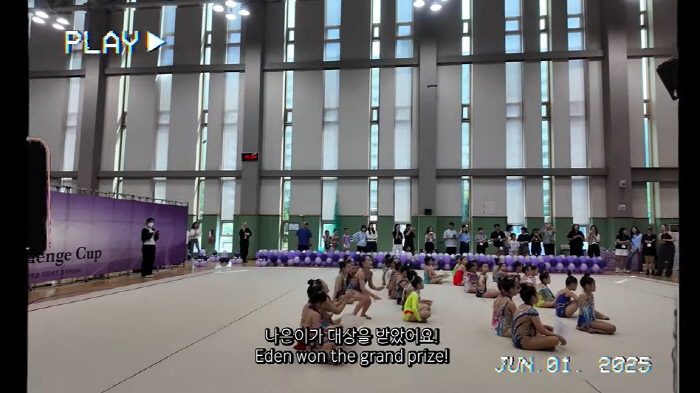 Park Joo-ho's daughter Na-eun won the grand prize in rhythmic gymnastics competition, Anna cried hard (I can't get out of my house)