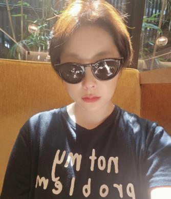 Seo In-young is starting anew only 11 months after his divorce...I cut my hair and got younger