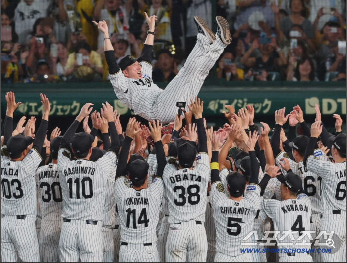 To confirm the championship on September 7 with 17 games left, the closing legend Fujikawa's players were strong, the first novice coach in Hanshin's 90-year history (Min Chang-ki's Japanese baseball)