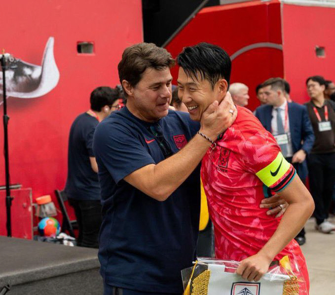 The U.K. is also focused! Son Heung-min Pochettino's enthusiastic hug → There is no such argument…Romero can sufficiently replace SON's influence