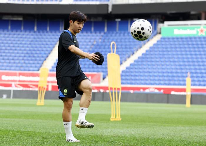 Did you see Pochettino's collapse against Son Heung-min?  The old teacher who saved the next ace will be struck again. Mexico will also target the defense with great interest