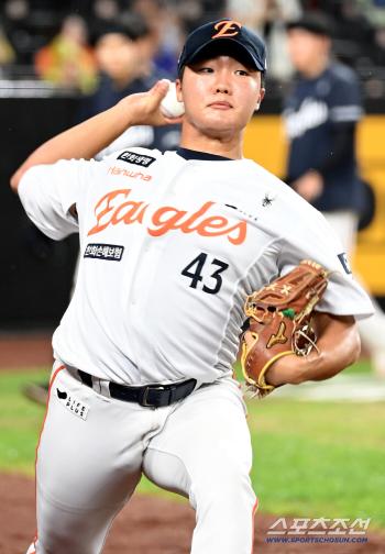 Hanwha, I made a decision once again...Jung Woo-joo → Hwang Jun-seo as a left-hander specialist