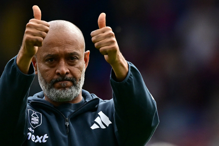 He made it to the European stage for the first time in 30 years, and the strong candidate for the replacement of Nottingham due to discord with the former teacher and owner of SON is also former teacher of SON 