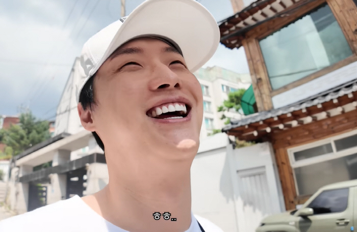 Lee Yong-sik's son-in-law, Won-hyuk, and his daughter-in-law, thank you for the opportunity to publish a book after 4 months. (Apoco TV)