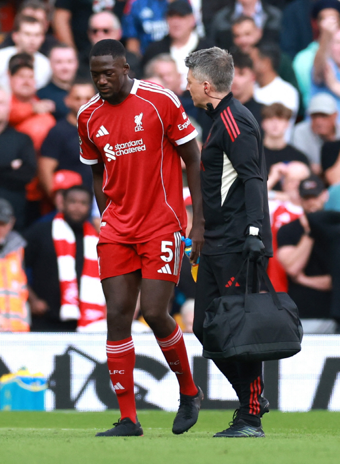 Liverpool, hit the back of your head! The outbreak of a second traitor → All proposals for re-contracting were rejected...Key defender is likely to go to Real next year