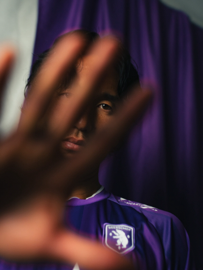  Japan National University's beautiful challenge a year before Son Heung-min, re-enters Europe at the age of 34...Beir's Hoot Official Entrance
