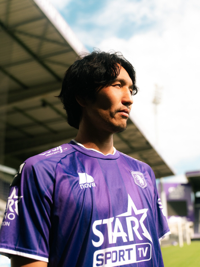  Japan National University's beautiful challenge a year before Son Heung-min, re-enters Europe at the age of 34...Beir's Hoot Official Entrance