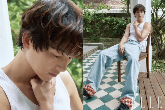Since Song Joong-ki was 40 and 19 until now..I'm always struggling