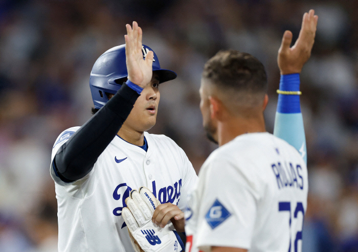 The sky is cold, Dodgers. No-hitter today, YEONGYEON? → After a terrible defeat, the milestone fell through