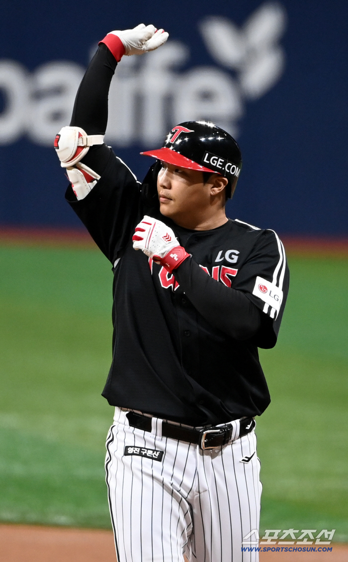 Warning alert for last place. 1st place team ERA 0.36 Ace also sank. Alcantara rang LG again, 11 to 2 victory