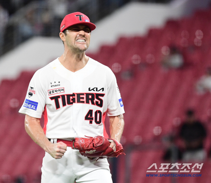 3 RBIs, hero Park Chan-ho KIA never gives up on fall baseballSamsung drops to fifth place