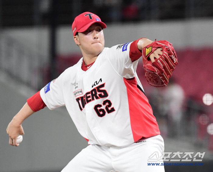 3 RBIs, hero Park Chan-ho KIA never gives up on fall baseballSamsung drops to fifth place