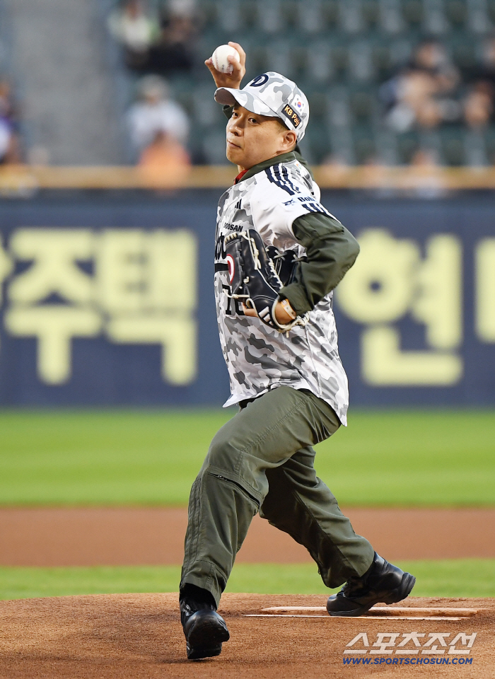 Choi Won-young Austin Super Sliding, Kim Ki-yeon Ringing Son Joo-young's first 10 wins  11 LG Magic Number, 80 wins, 1 win left 