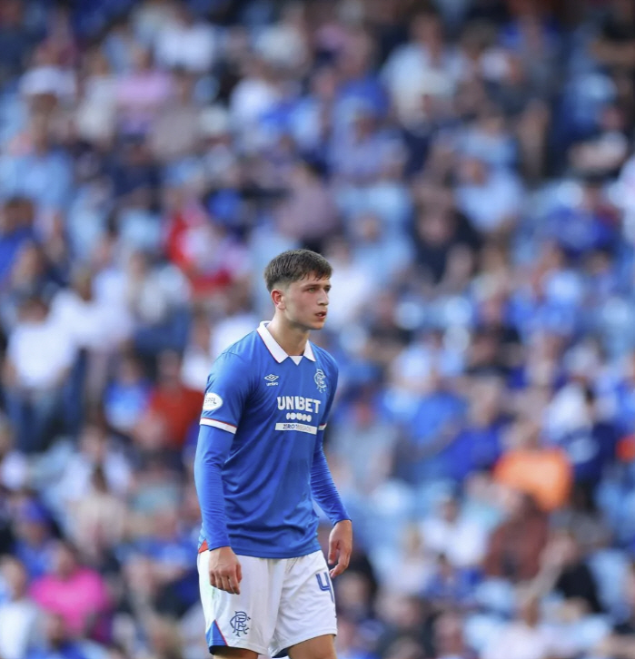 Devastated! Special prospect Yang Min-hyuk leases Portsmouth in crisis → I'm in big trouble. Sunflower who left the lease, Tottenham's prospect burst! Old Firm The B is doing a great job