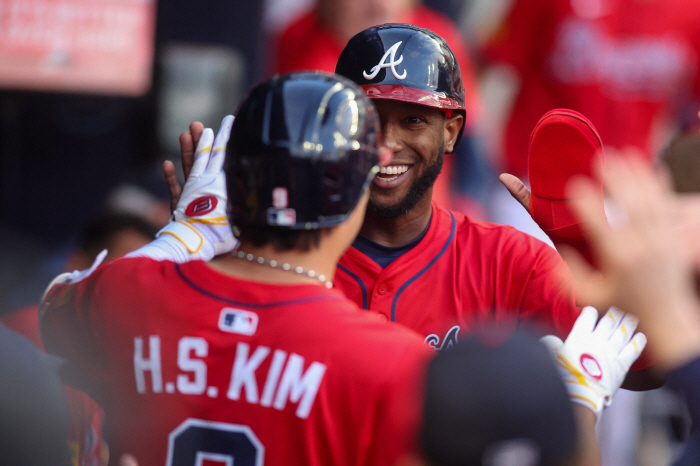 Ha Sung must like ATL Best Friend's Tweets, Eventually Remaining Variables FA Shortstop Market and Boras
