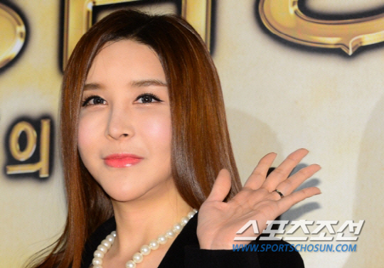 Harisu asked if she was a girl who revealed sexual harassment in the entertainment industry, asking if she was a girl, and asking her to take off her clothes