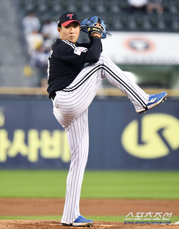 Is Son Joo-young finally escaping? Son Joo-young lost 3 runs in 7 innings, his first 10 wins  LG's 10 wins in 27 years and 4 wins are on the verge of being produced (sleeping site)