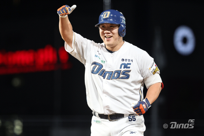 It's not finished yet. Changwon Returns After Six Years, 31-Year-Old Pinch-Hit Veteran Roars...There's a lucky trade ball here, too 