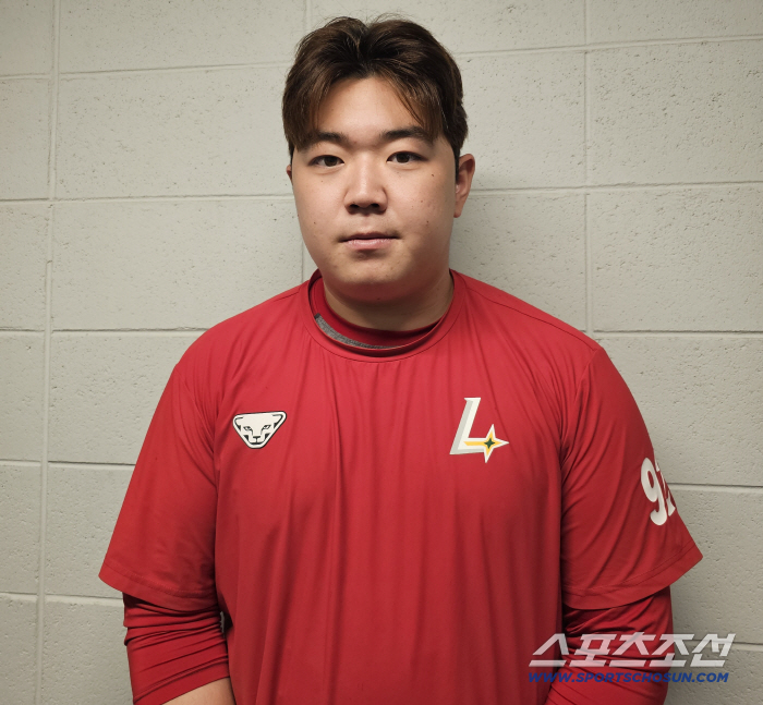 I've changed my grip on my fastball since I was born again. I'm in my 3rd year of debut!21-year-old Pilseung's dream of making his first fall appearance 