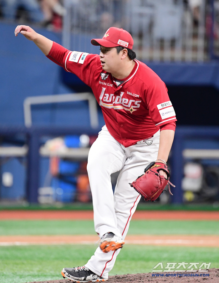 I've changed my grip on my fastball since I was born again. I'm in my 3rd year of debut!21-year-old Pilseung's dream of making his first fall appearance 