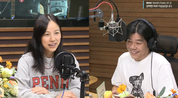 Lee Hyori Reflects on Yoga Center Opening, Advises Fans on Yoga and Pilates