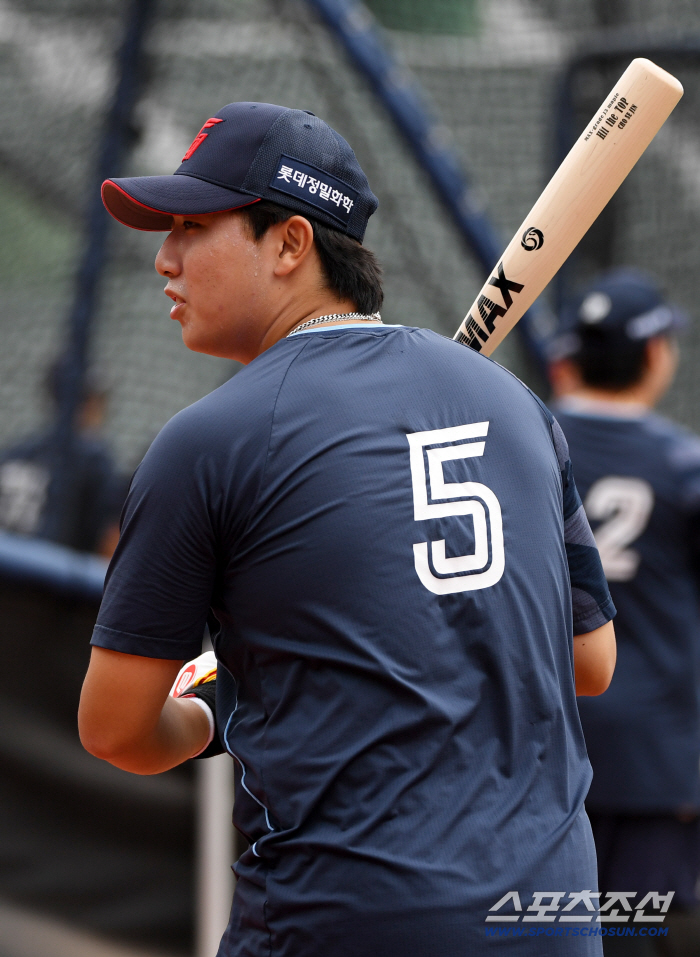  Jo Sejin's Bead Sweat