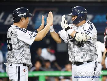  Kim Ki-yeon, two-run shot, cheering Yang Eui-ji