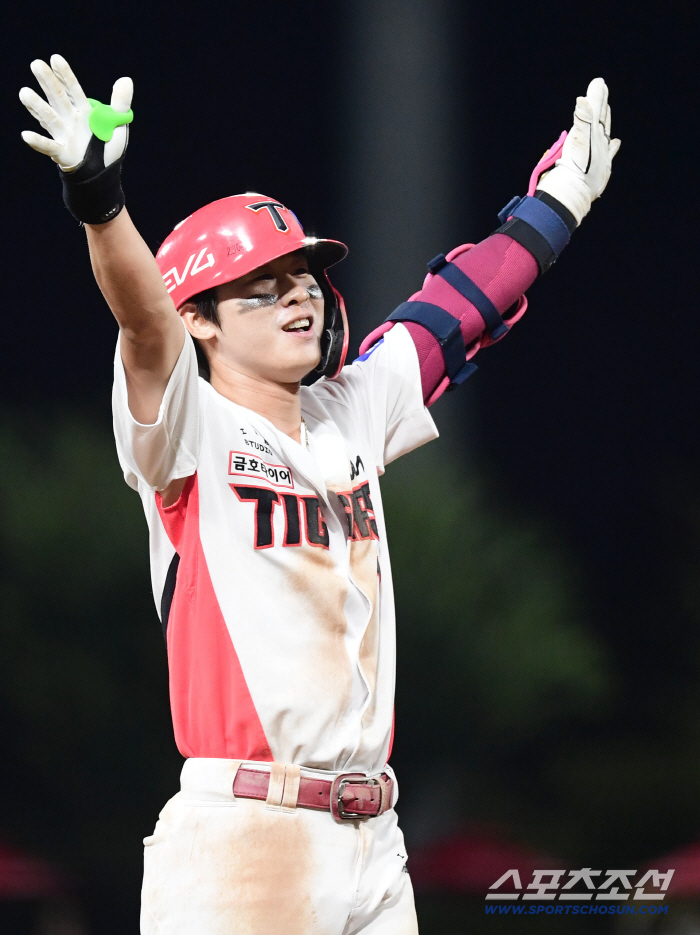  Park Chan-ho's two-run timely hit to win in the bottom of the eighth inning
