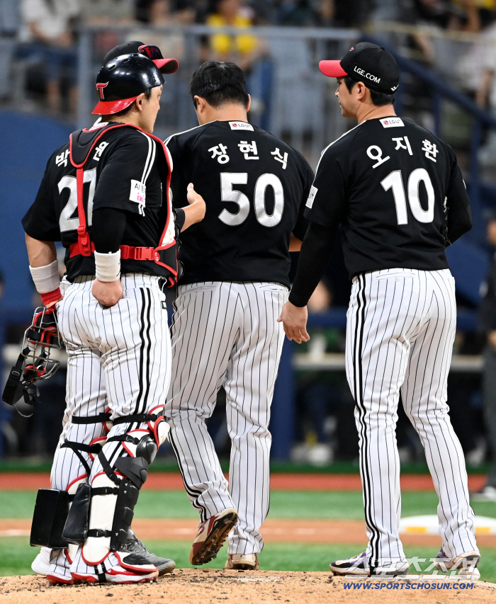 Shocking September ERA 135.00 Is this for real. They told me to find confidence, but I lost two 0-out doubles, one walk, and three runs. When will 5.2 billion FA come back