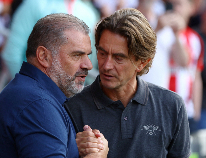 A surprise twist! Gorgeous Come Back! Manager Nottingham of the PL, who won Son Heung-min...a steady trophy, a proven coach