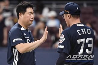 0.360 → 0.407 → 0.647. How far does Yang Eui-ji's batting average go. Doosan's title is the only hope 