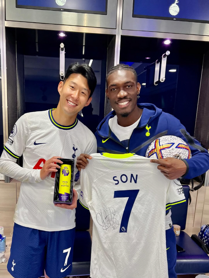 Exclusive Son Heung-min, my role model in my life, why did my crying colleague break down, Tottenham's forever good-bye relationship is impossible to recover
