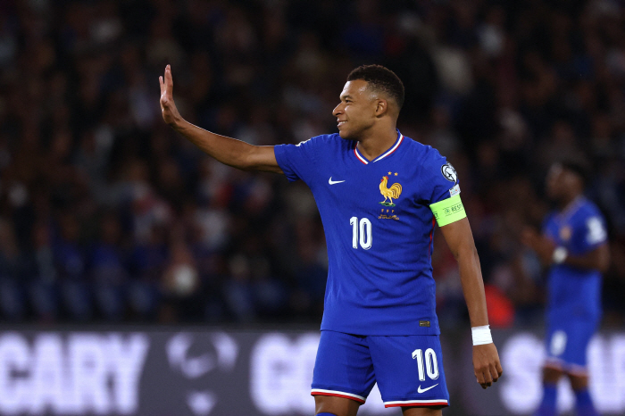 Fortunately for fans only to watch football shows, football's disgusting paranoia and vigilance, Mbappe's Real determination Toro, shock remarks 
