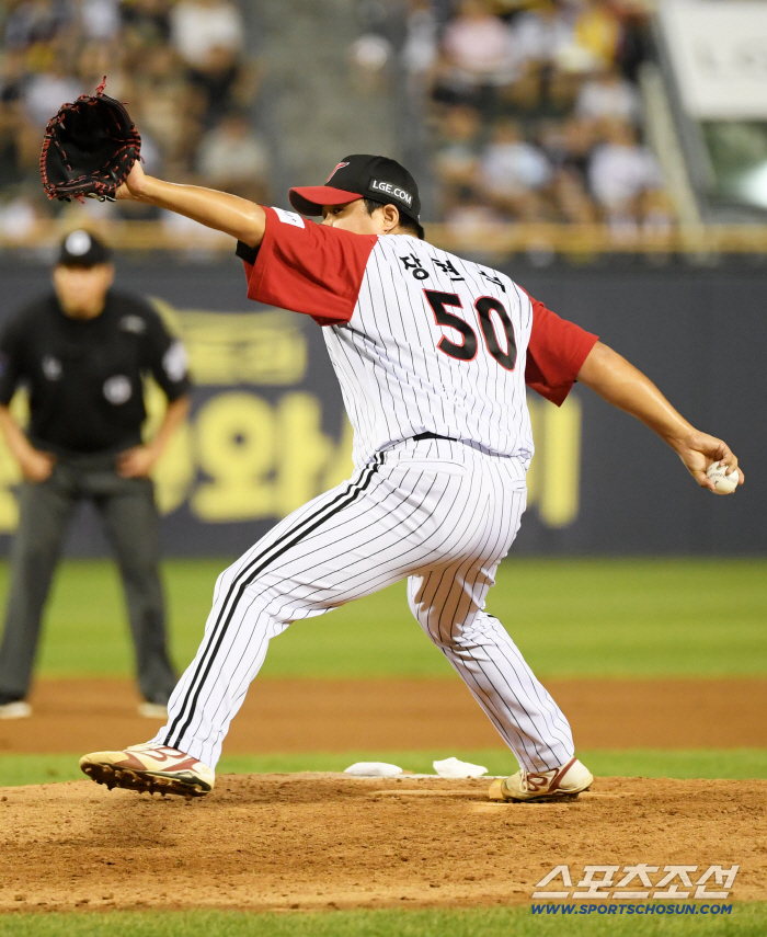 It's 152km, but I can't give up. We need to survive even though we send in the second team a reason for emphasis. The bullpen will be the keyword for PS this year