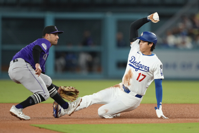 It's unanimous again this year! Schwarber's power  Soto's on-base ability  Otani, ESPN's MVP probability is 99.6%