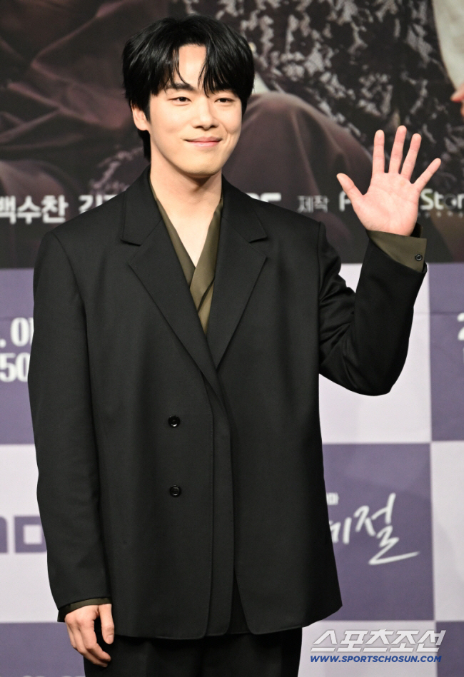 Kim Jung-hyun makes a special appearance in '100 Memories'...Kim Dami and Shin Ye-eun warm echo in the story of friendship