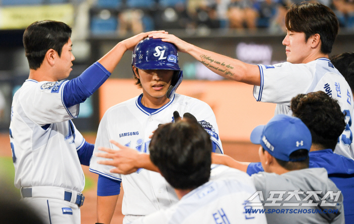  LEE JAE HYUN's pat