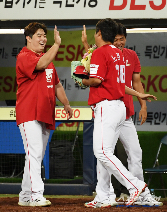  Noh Kyung-eun holds 30 holds for the first three consecutive seasons in the KBO