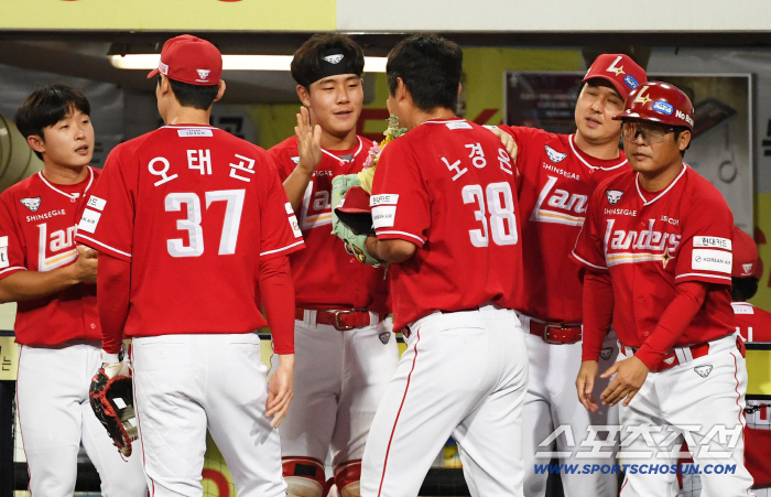  Noh Kyung-eun holds 30 holds for the first three consecutive seasons in the KBO
