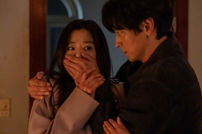 Staircase, I want to go up..Bukkeung Sun Ji-hyun's presidential bid has seen a box office surge 