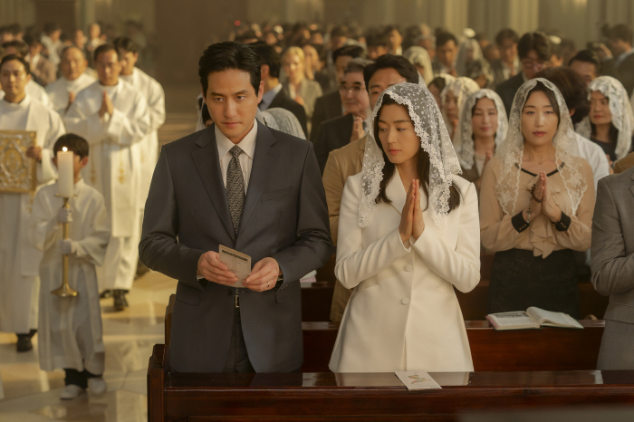Staircase, I want to go up..Bukkeung Sun Ji-hyun's presidential bid has seen a box office surge 