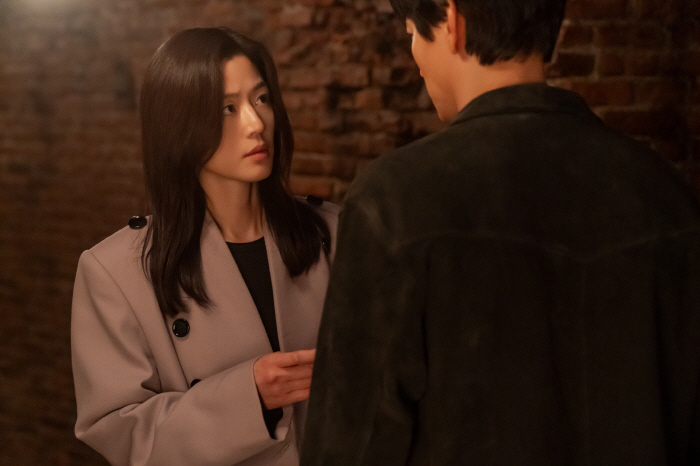 Staircase, I want to go up..Bukkeung Sun Ji-hyun's presidential bid has seen a box office surge 