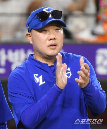 Up two games, down three and a half games...Samsung's secret weapon at the center of the blood fight? Smile 