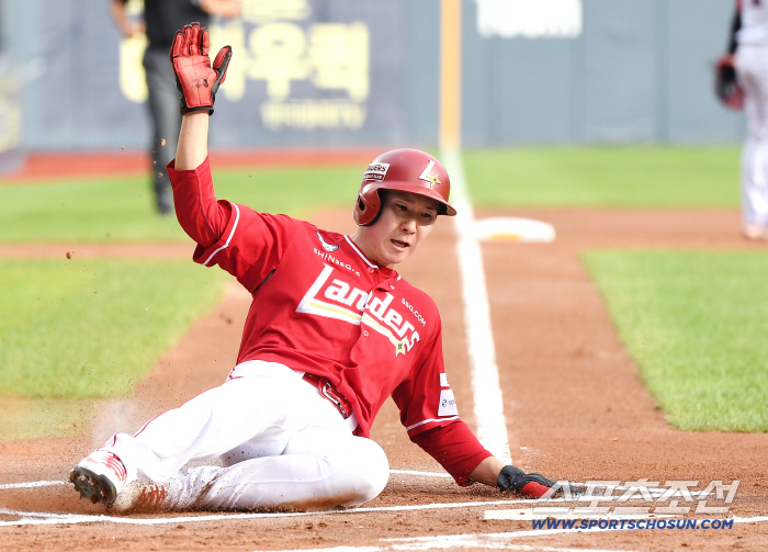 What if it's not the second Lee Jong Beom? No.1 hitter  shortstop, you can do it too!A realistic choice, not romantic. 