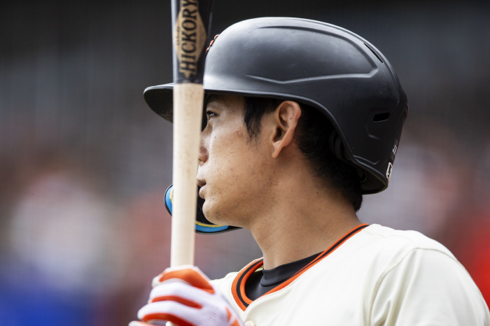 Why do you have four balls at this point… San Francisco's Lee Jung-hoo, who was shaken to zero, stopped the giant's run, which was aimed at a miracle to PS