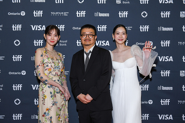 Yeon Sang-ho's face that's been found for the first time. Will he really work..Toronto 1721 seats sold out World Premiere successful